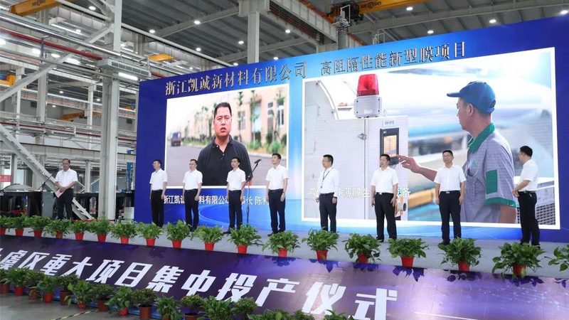 市场需求：了解市场需求，选择具有市场竞争力的产品。可以从以下几个方面进行判断：
